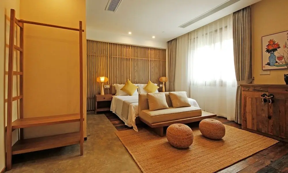 Цзясинь: Jiaxing Zitaoxuan Inn