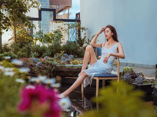 Дали: Yuntianhai Lanyue Lake View Inn (Dali Erhai Shuanglang)