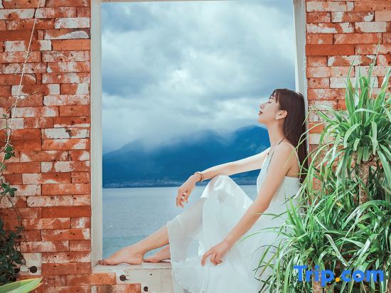 Дали: Yuntianhai Lanyue Lake View Inn (Dali Erhai Shuanglang)