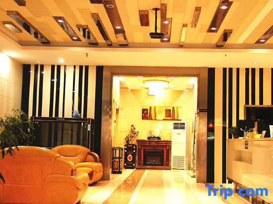 Хуанган: Sucheng Chain Hotel (Huangmei Zhongbai Warehouse)