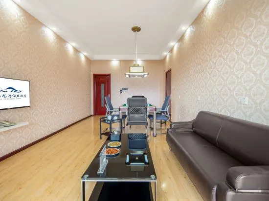 Дали: Erhai Bay Holiday Hotel