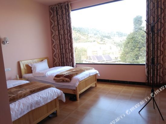 Пугао Лаочжай: Yuanyang Yunshui Xiaozhu Inn