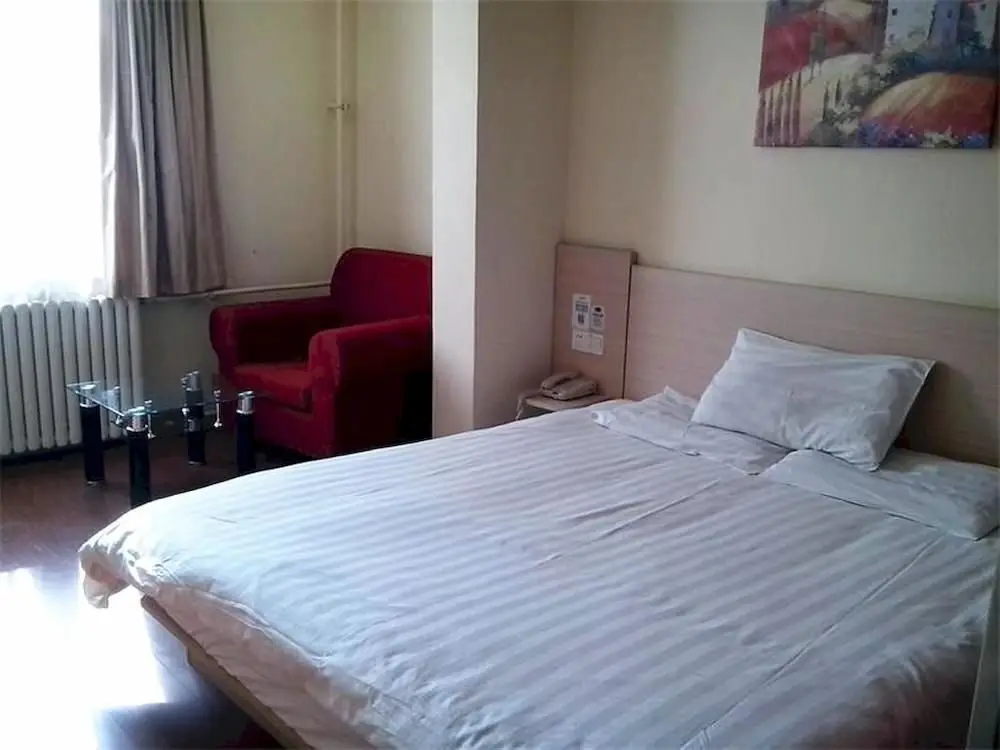 Жичжао: Hanting Hotel Huanghai Yi Road