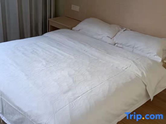 Цзиндэчжэнь: Leping Youjia Business Hotel (Municipal Government Branch)