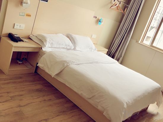 Цзиндэчжэнь: Leping Youjia Business Hotel (Municipal Government Branch)