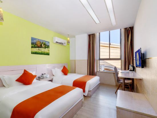 Уху: Home Inn Huayi (Wuhu Xinyi Economic Development Zone Century Avenue Branch)