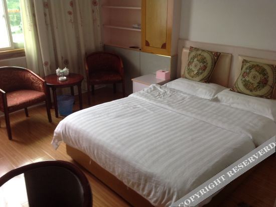 Чжэньцзян: Jurong Zhipeng Hotel