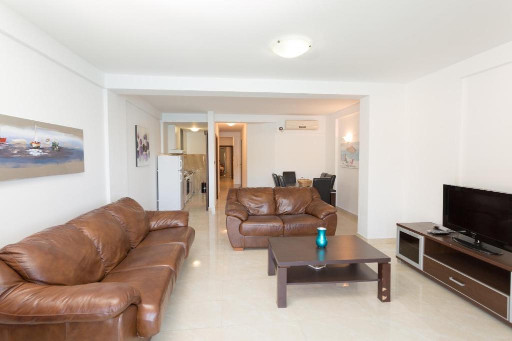 Будва: Adriatic Raf Apartments
