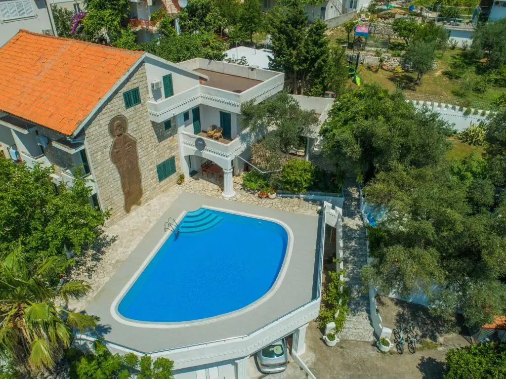 Бечичи: Villa Sv. Petar