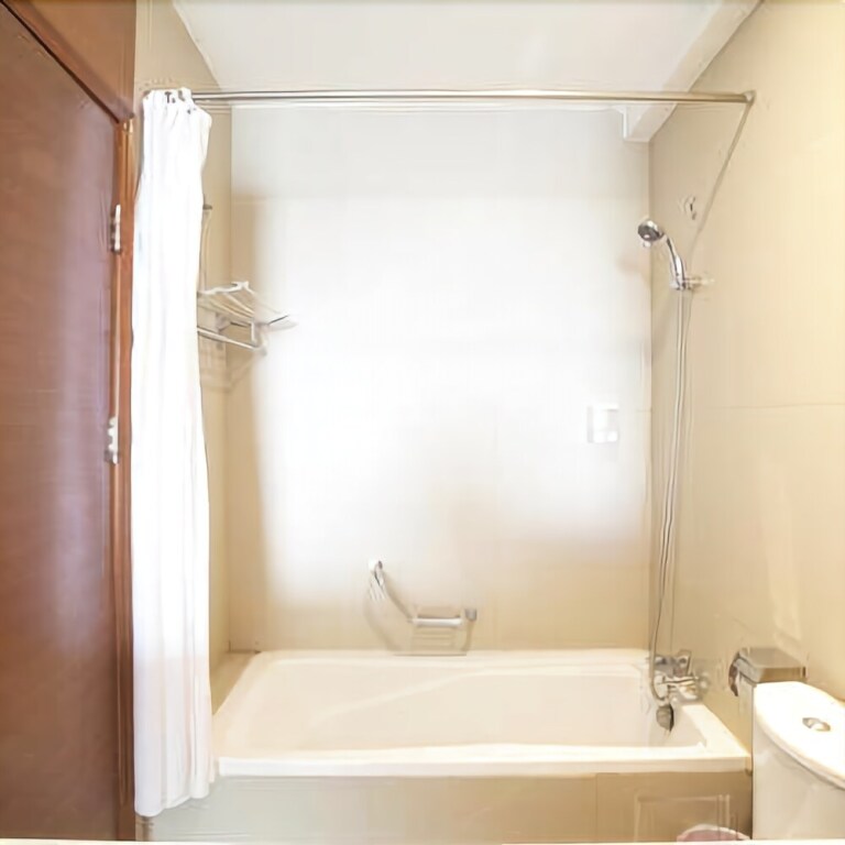 Пекин: Xin Zhong Guan Apartment