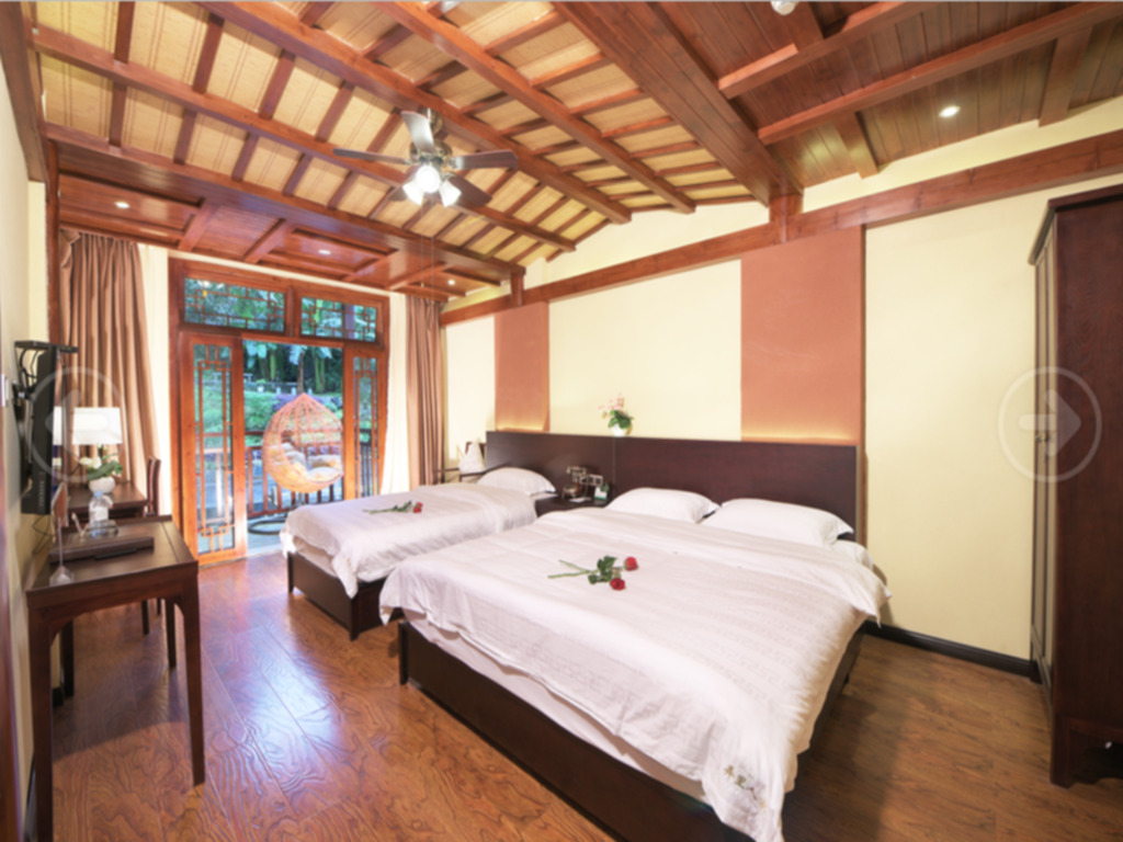 Яншо: Alley Mountain View Garden Hotel
