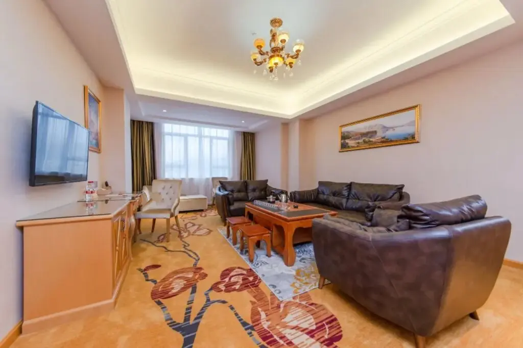 Хойчжоу: Vienna Hotel (Huiyang Sanhe Square)
