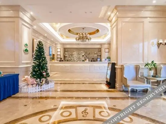 Гуйян: Vienna Hotel (Guanshan Lake Convention and Exhibition Center Financial City)