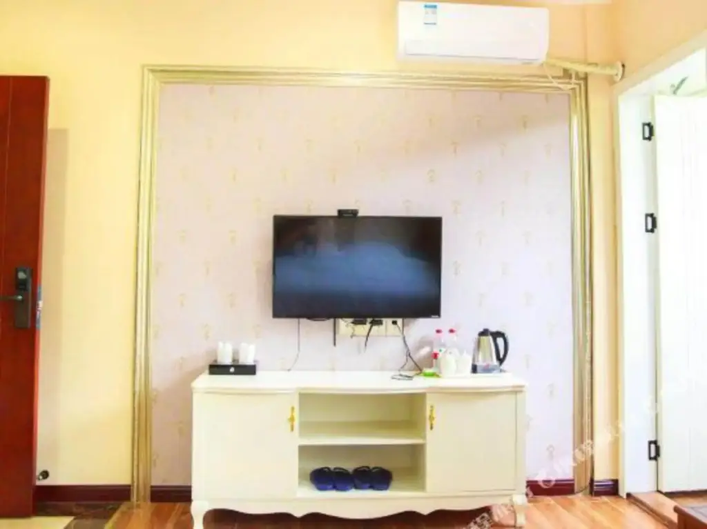 Чунцзо: Detian Kapok Hotel