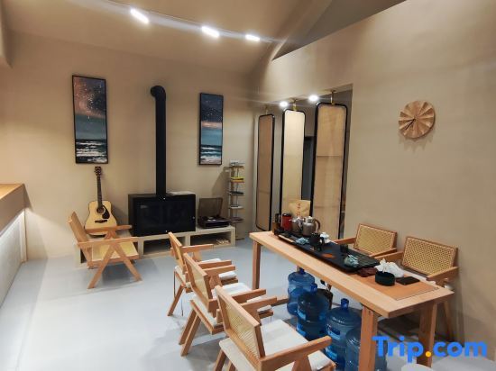 Лицзян: luguhuxingyeYunshanwang Hotel
