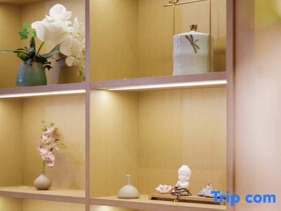 Чэнду: Shangqingcheng Resort Hotel (Qingcheng Mountain Scenic Area High-speed Railway Station)
