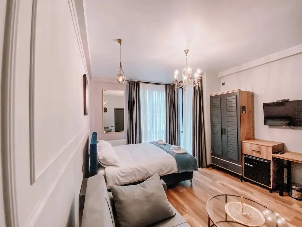 Тбилиси: Trinity Hotel