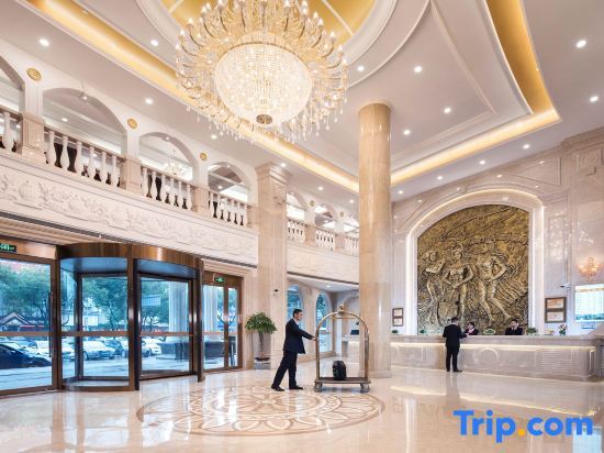 Нинбо: Fenghua Hotel - Ningbo
