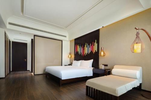Санья: Mangrove Tree Resort World Sanya Bay (Coconut Grove Hotel)