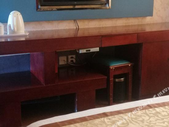 Синьчжоу: Wuzhai Dayun Express Hotel