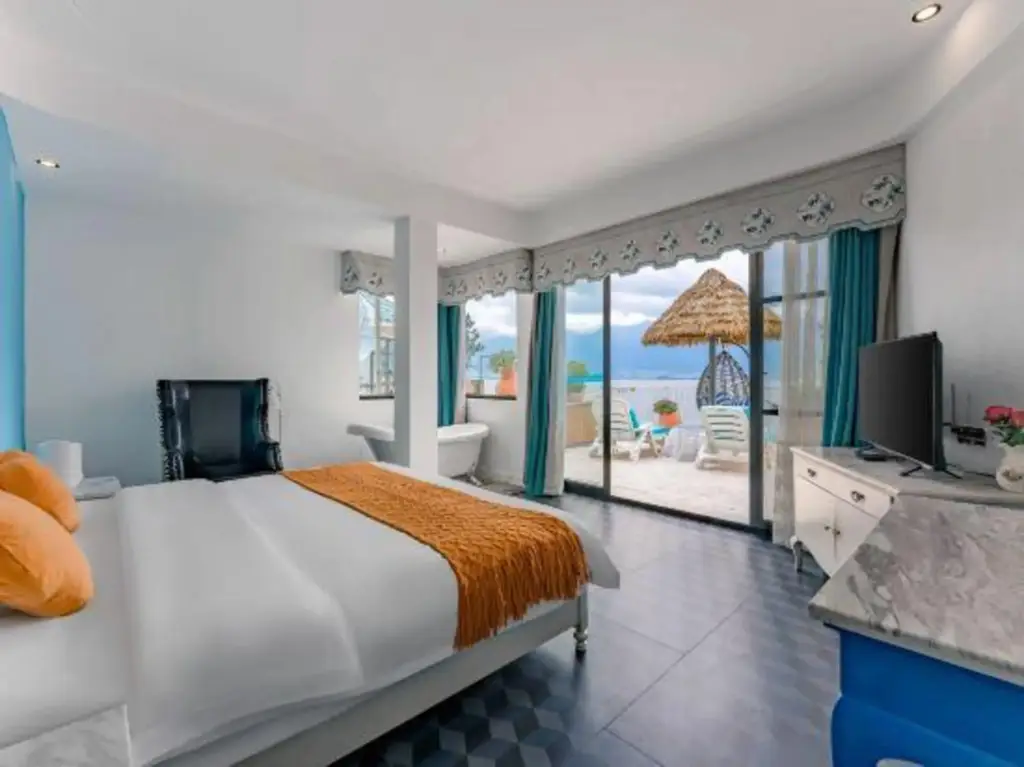 Дали: Langyue Lake-view Boutique Inn
