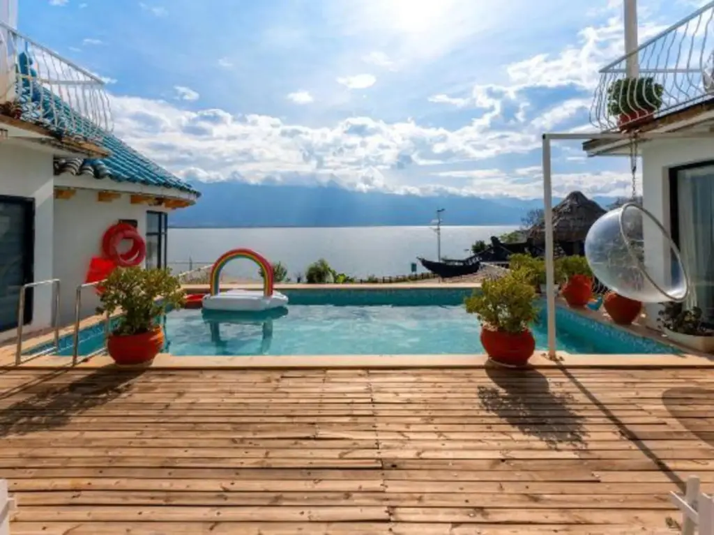 Дали: Langyue Lake-view Boutique Inn