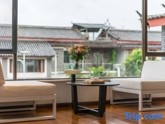 Лицзян: Lijiang Xiangyu Light Luxury Snow Mountain Holiday Villa