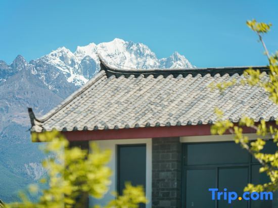 Лицзян: Lijiang Xiangyu Light Luxury Snow Mountain Holiday Villa