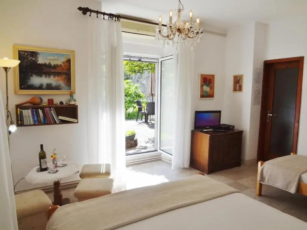 Доброта: Apartment Pinebreeze - Prčanj - Kotor