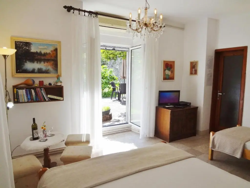 Доброта: Apartment Pinebreeze - Prčanj - Kotor