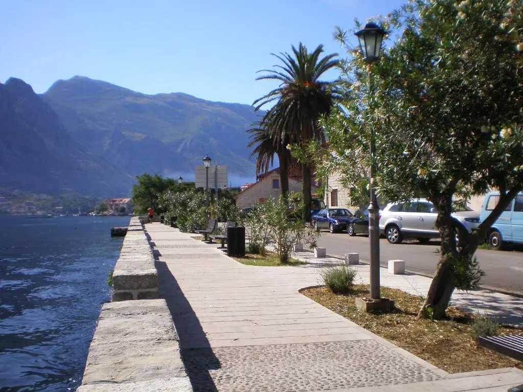 Доброта: Apartment Pinebreeze - Prčanj - Kotor