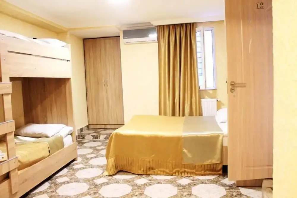 Кутаиси: Hotel White Bridge