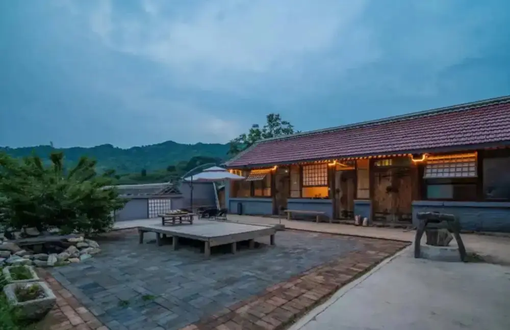 Пекин: Li Shan Inn