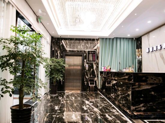 Динпин: Linshui Zexin Business Hotel