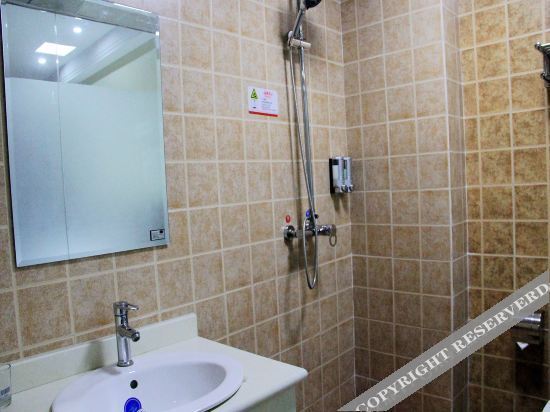 Лиаоченг: Yanggu Jinxi Business Hotel