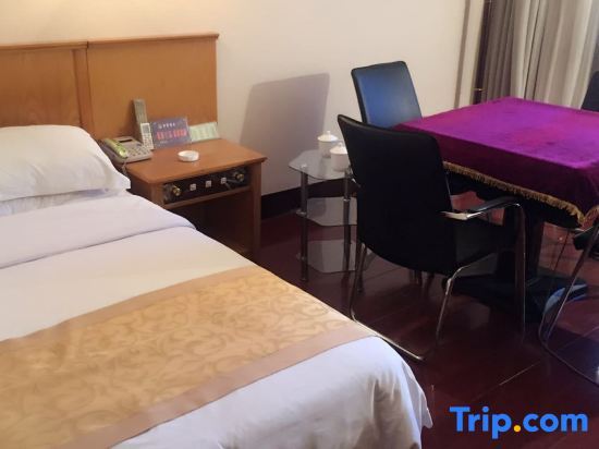 Синьчжоу: Fanshi Longhe Hotel