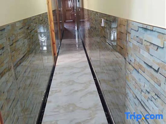 Шанграо: Wuyuan Huishang Inn