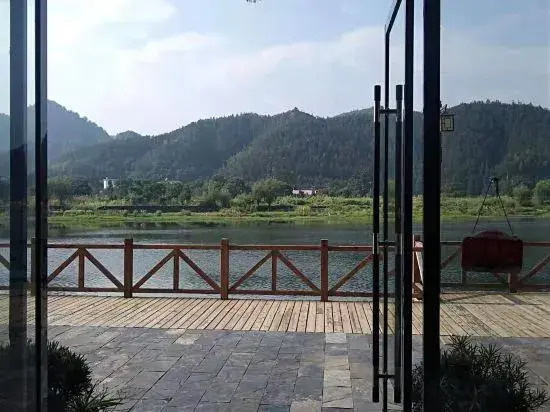 Шанграо: Wuyuan Huishang Inn