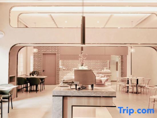Цзясинь: Jiayuan Hotel