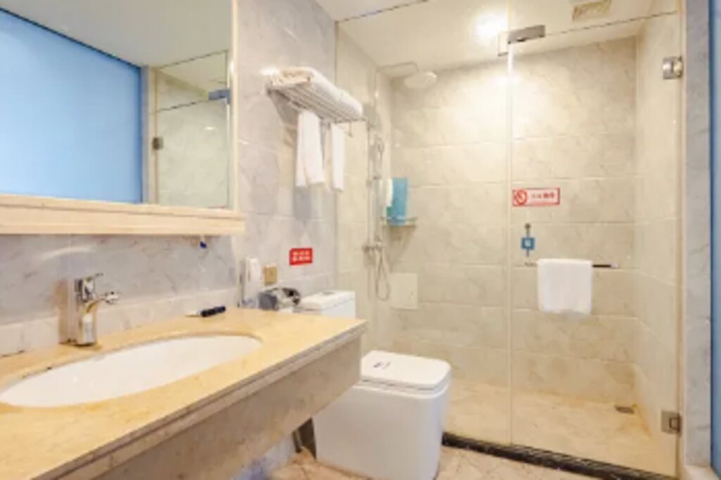 Куньмин: Home Inn Selected (Kunming Railway Station)