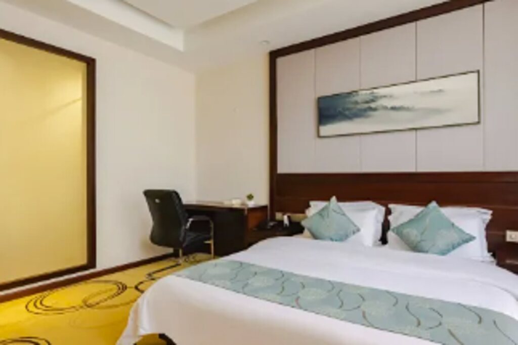Куньмин: Home Inn Selected (Kunming Railway Station)
