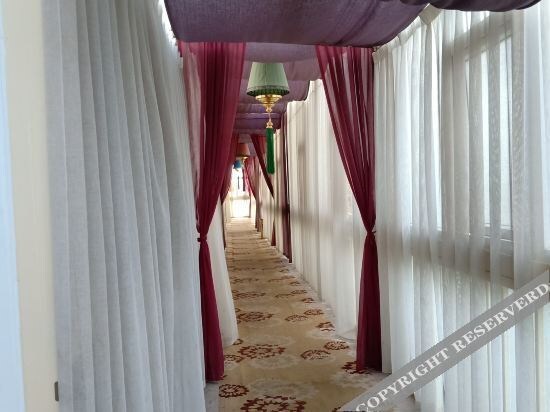 Куньмин: Home Inn Selected (Kunming Dianchi Road)