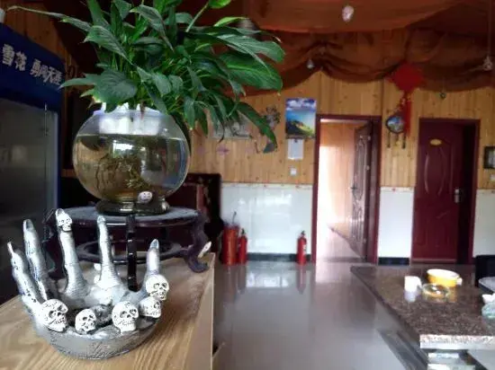 Мокси: Luding Hailuogou Ruiqi Hotel