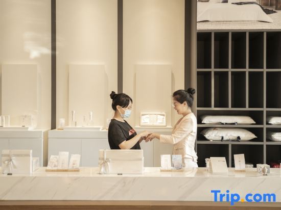 Шэньчжэнь: Atour Hotel shajing International Convention and Exhibition Center shenzhen