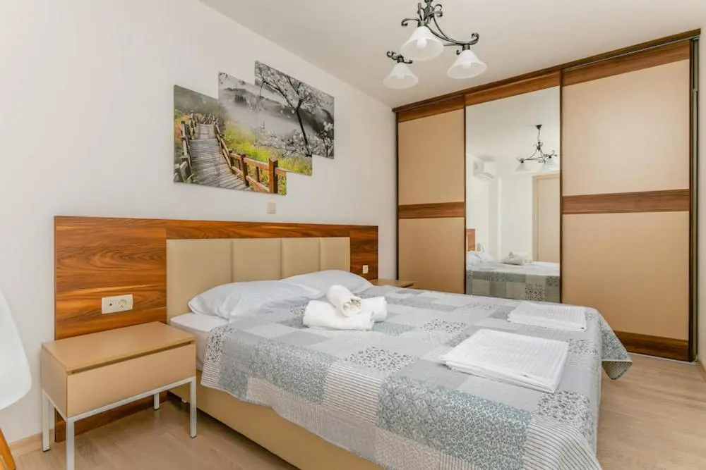 Будва: Apartments BudvaIn