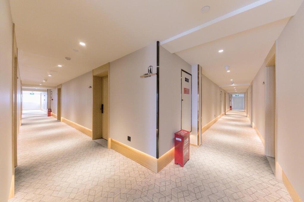 Сичан: Ji Hotel Xichang Qionghai Wetland Park
