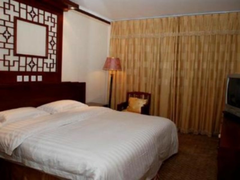 Пекин: Feng Ze Yuan Hotel (Zhushikou)