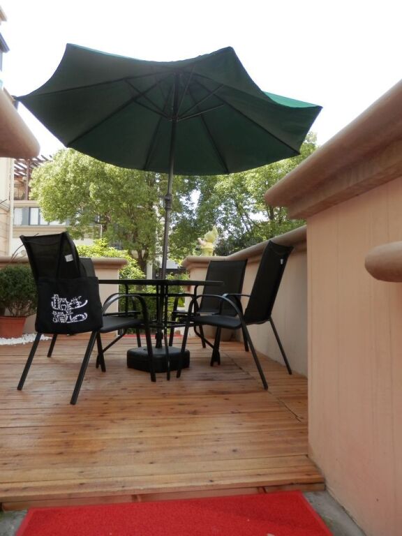 Шанхай: Homelike Villa Party Gubei Road