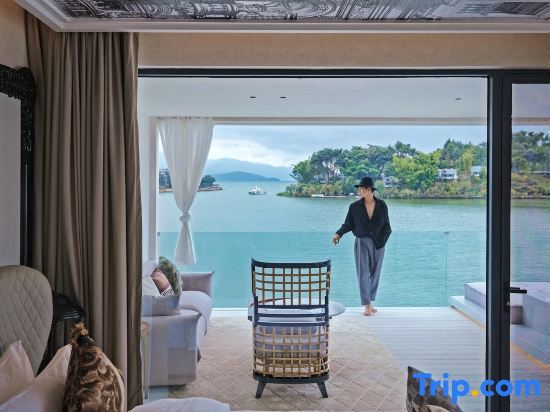 Дали: Arcadia Seaview Design Hotel