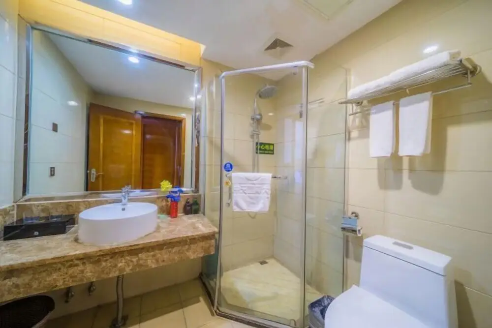 Чжанцзяцзе: Shanshuizhongtian Hotel